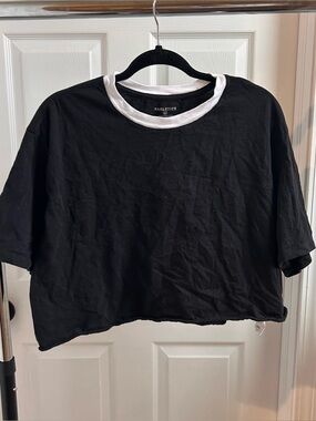 Fabletics crop T shirt